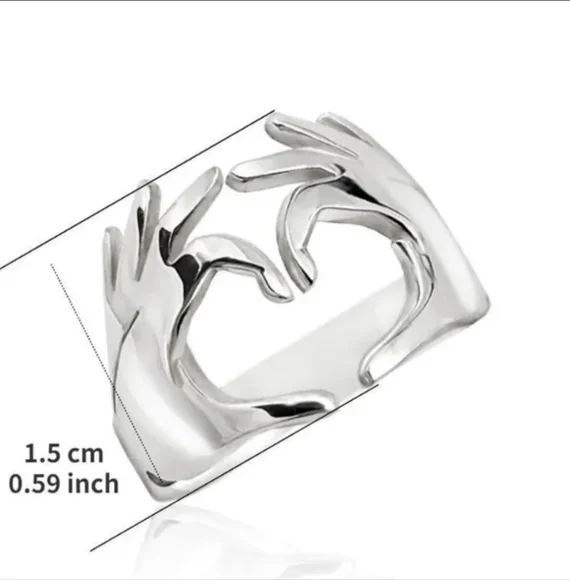 Elegant Hand Heart Gesture Ring - Picture 4 of 4
